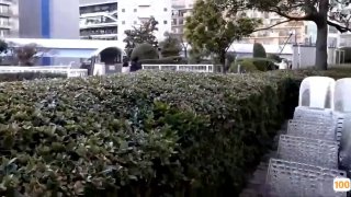 高中妹白嫩大腿勾引大叔